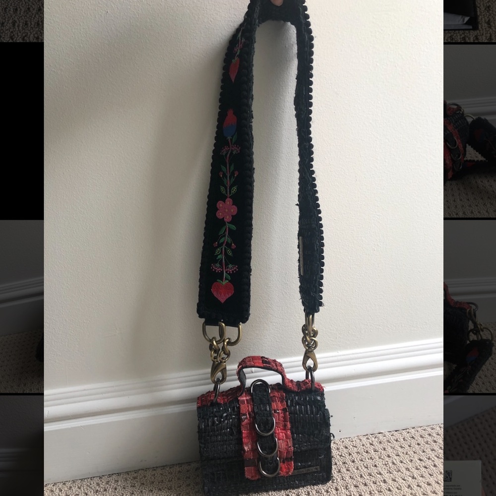 Kooreloo Mini Tweed Bag - Picture 8 of 8